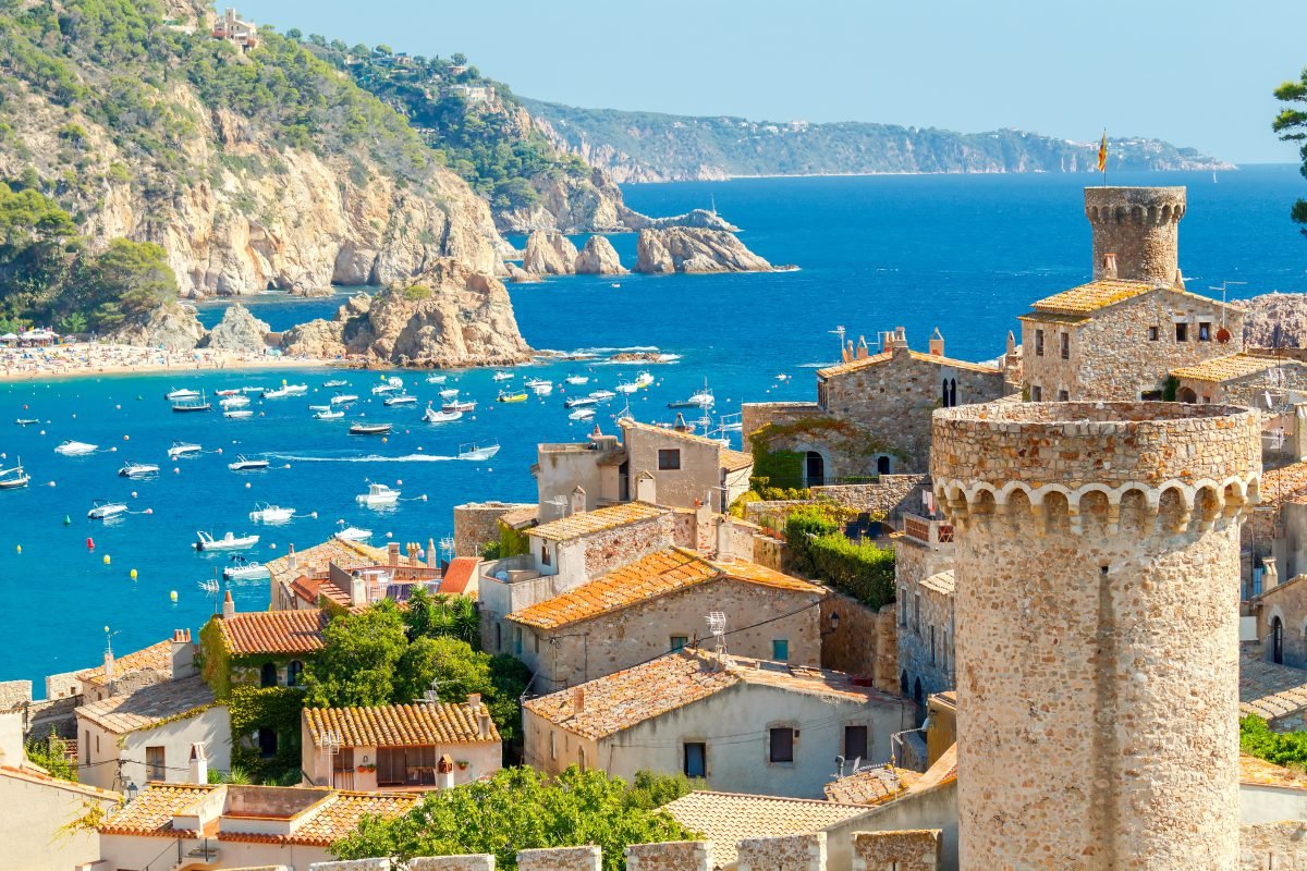 Transfer Barcelona to Tossa de Mar – Vila Vella medieval fortress